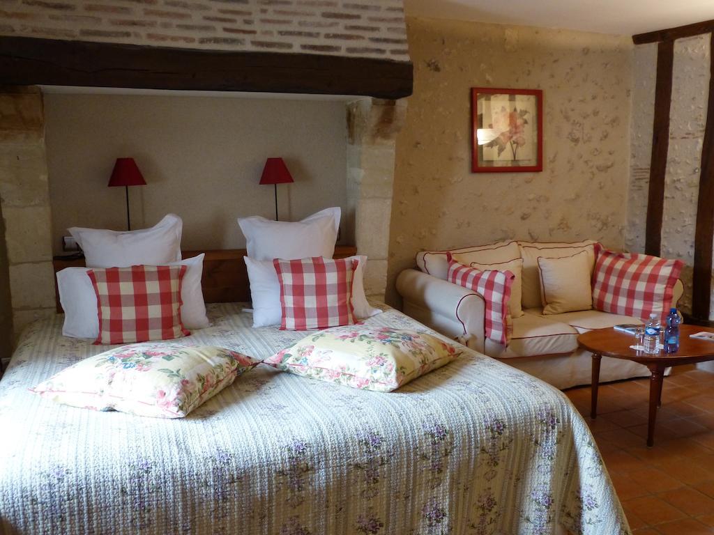 L'Aubiniere Hotel Restaurant & Spa Saint-Ouen-les-Vignes Pokoj fotografie