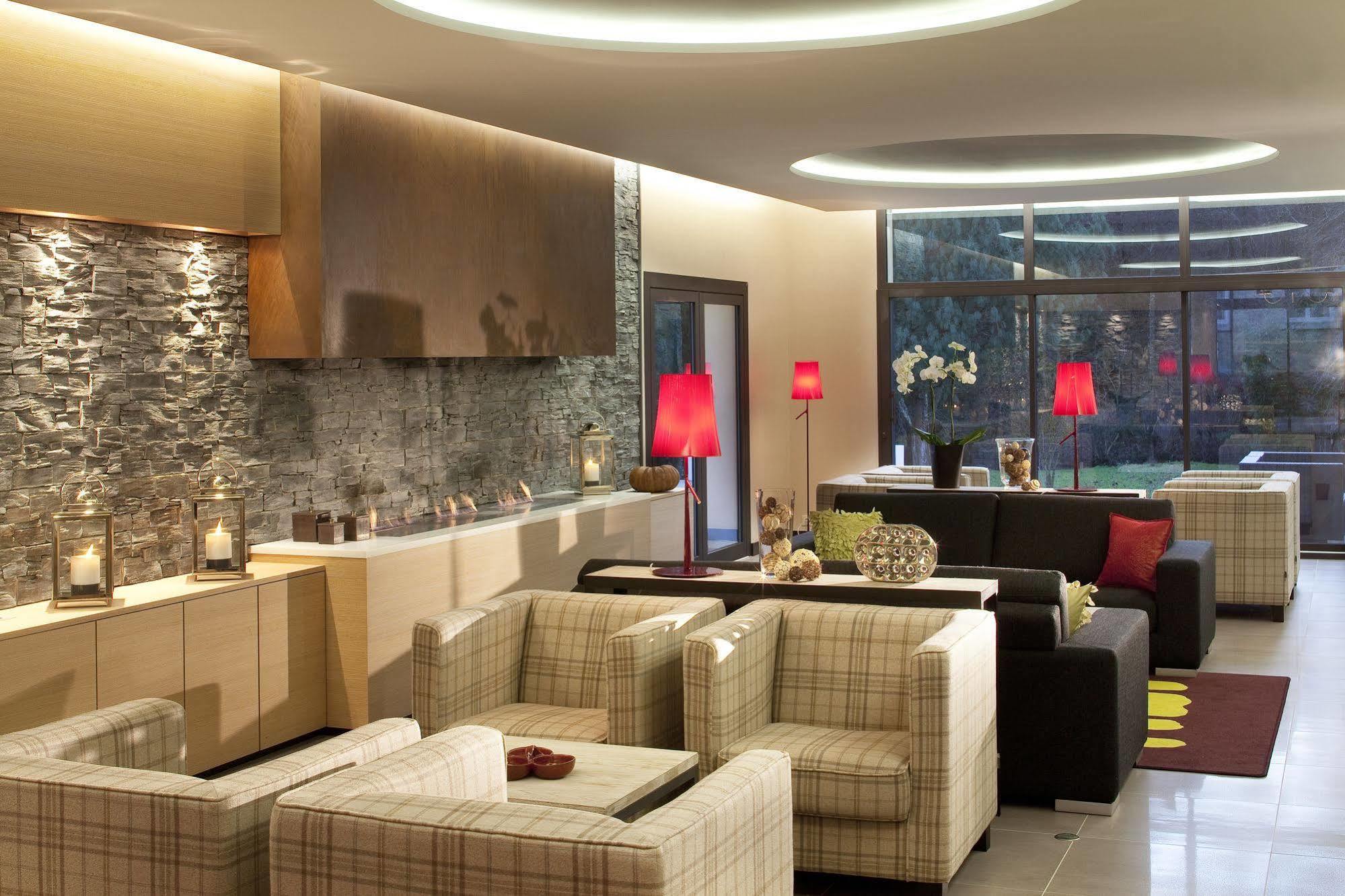 L'Aubiniere Hotel Restaurant & Spa Saint-Ouen-les-Vignes Exteriér fotografie